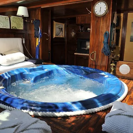 Bonavia Bed & Breakfast